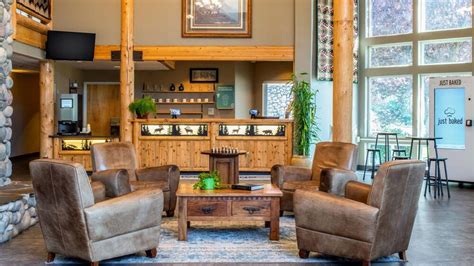 versons hotels|RIVER LODGE AND CABINS .